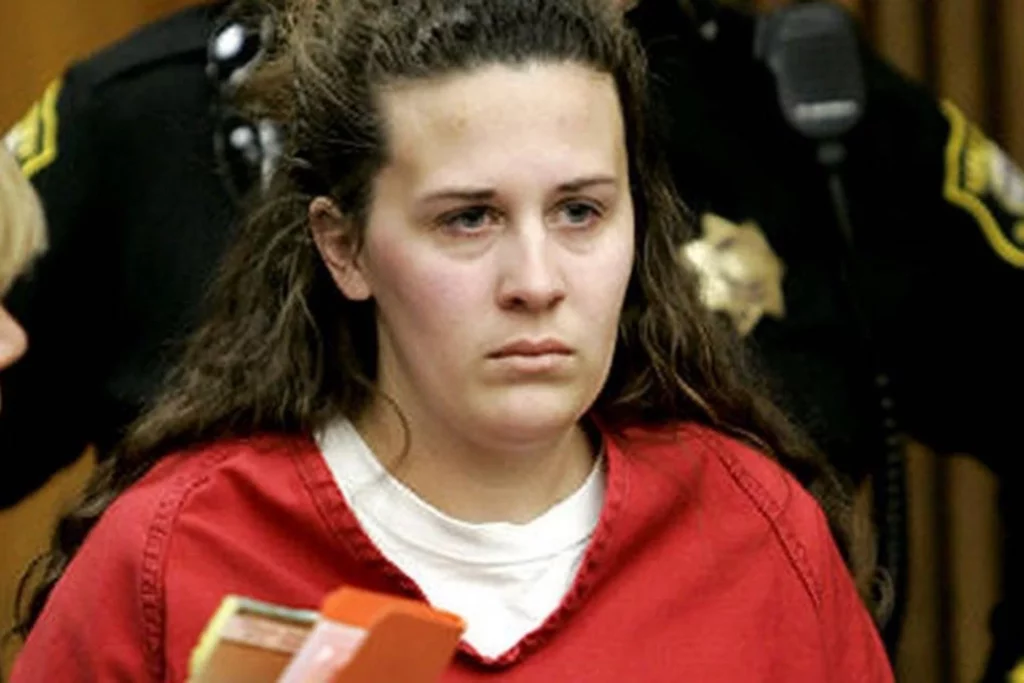 Killer Melissa Huckaby on trial for murder of Sandra Renee Cantu in Tracy, California