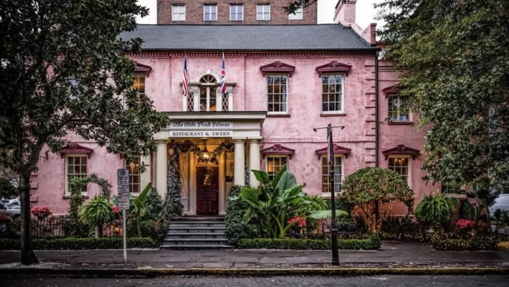 Savannah Georgia The Olde Pink House