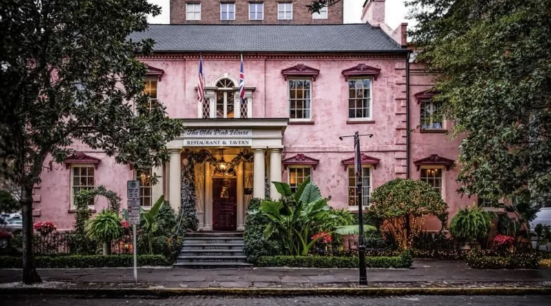 Savannah Georgia The Olde Pink House