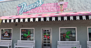 Dewar's Candy Shop in Bakersfield, California