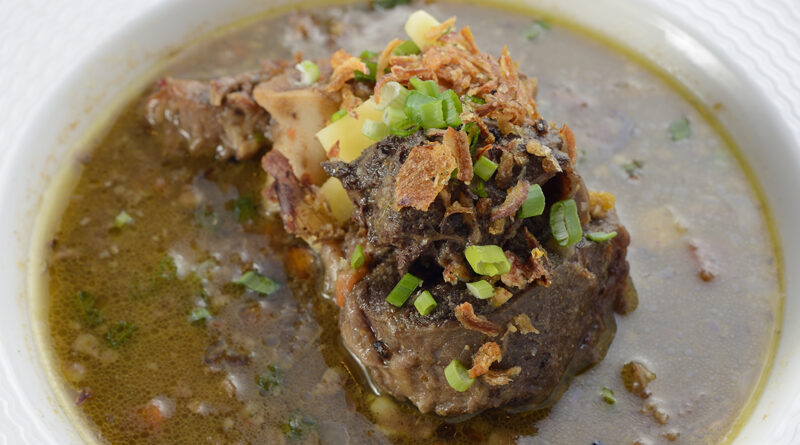 Food scene in Bakersfield, California