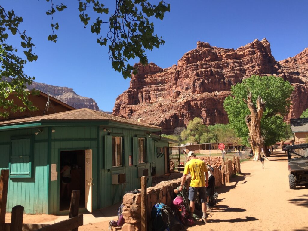 Hiking to Supai Arizona Waterfalls