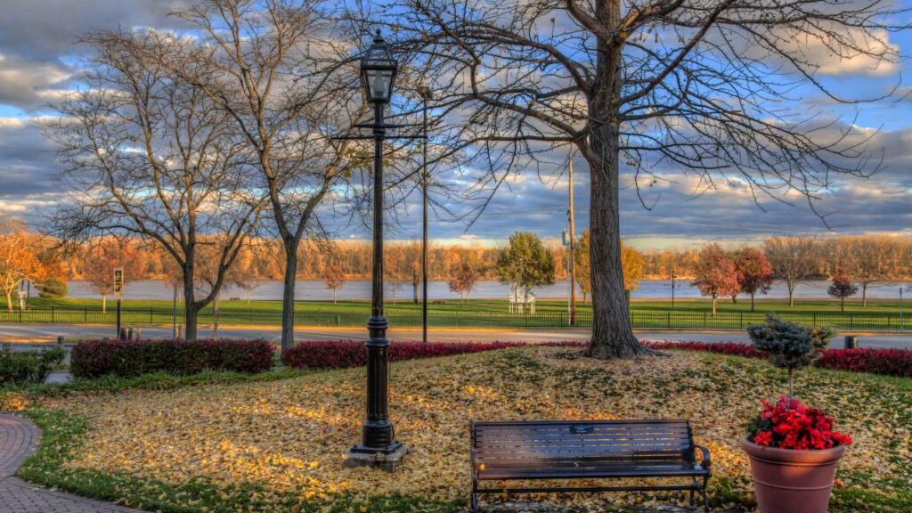 Fun facts about Aurora Missouri