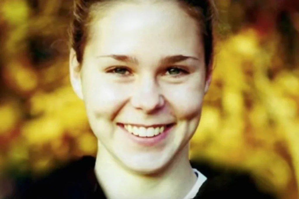 Maura Murray disappears after a car crash in Woodville, New Hampshire