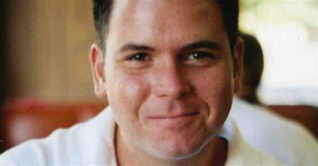 Kevin Clewer stabbed to death in Chicago, Illinois