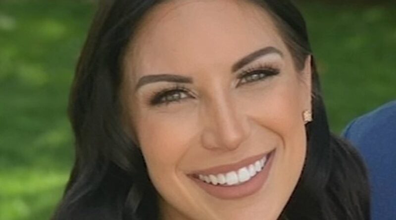 Caitlin Walch Tracey dies after falling in stairwell in Chicago, Illinois