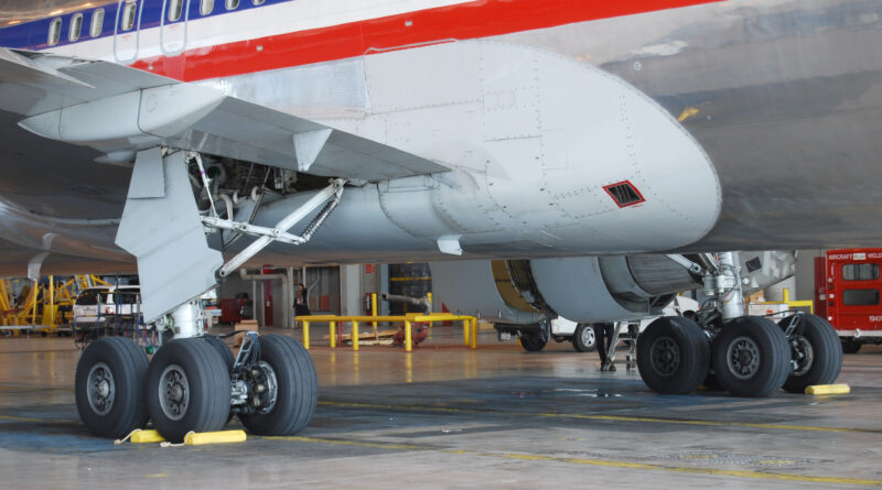 Stowaway dies in Charlotte NC American Airlines aircraft