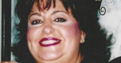 JoAnn Romain from Grosse Pointe Farms Michigan dies after her car and body is found in lake near Ontario